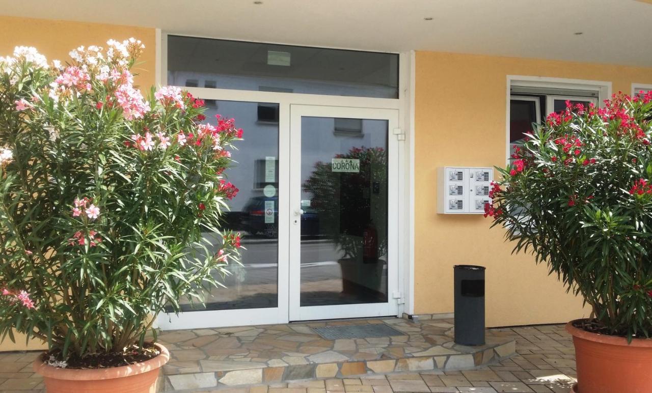 Pension Corona Forst  Экстерьер фото